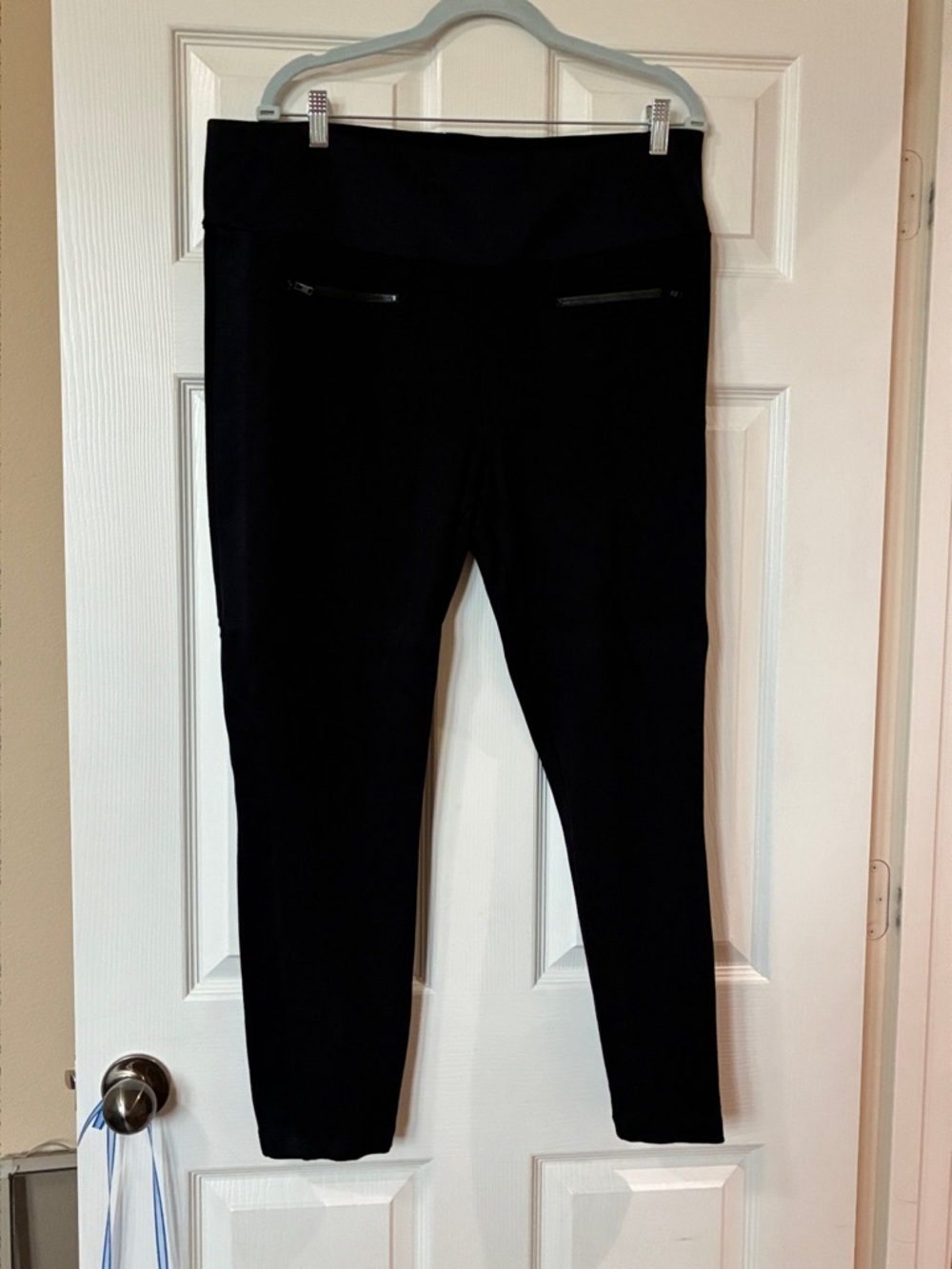 CAbi 4323 Black Ponte High-Rise Leggings with Front Zip Pockets